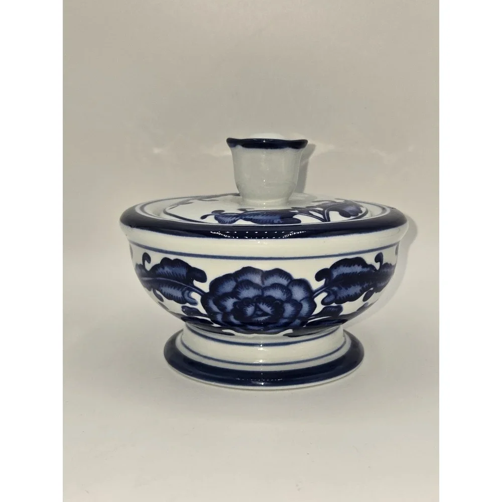 Bombay Company Vintage White & Blue Covered Sugar‎ Bowl